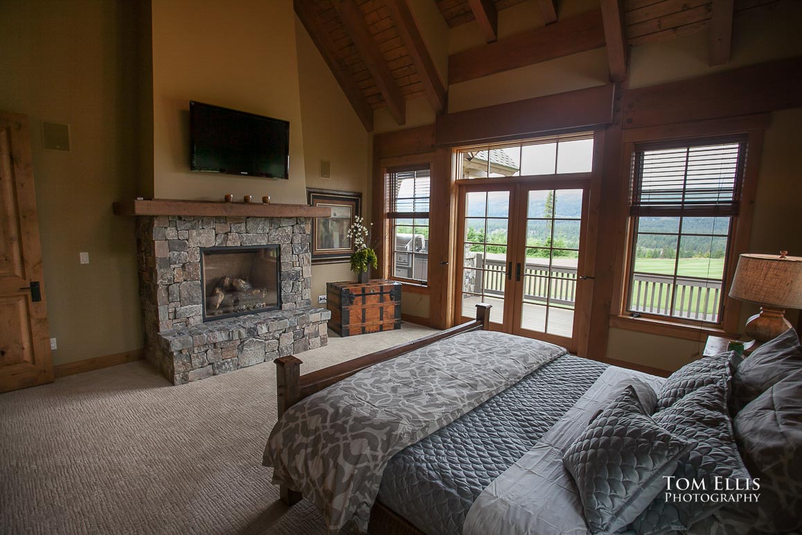 Cabin at Suncadia, master bedroom #3